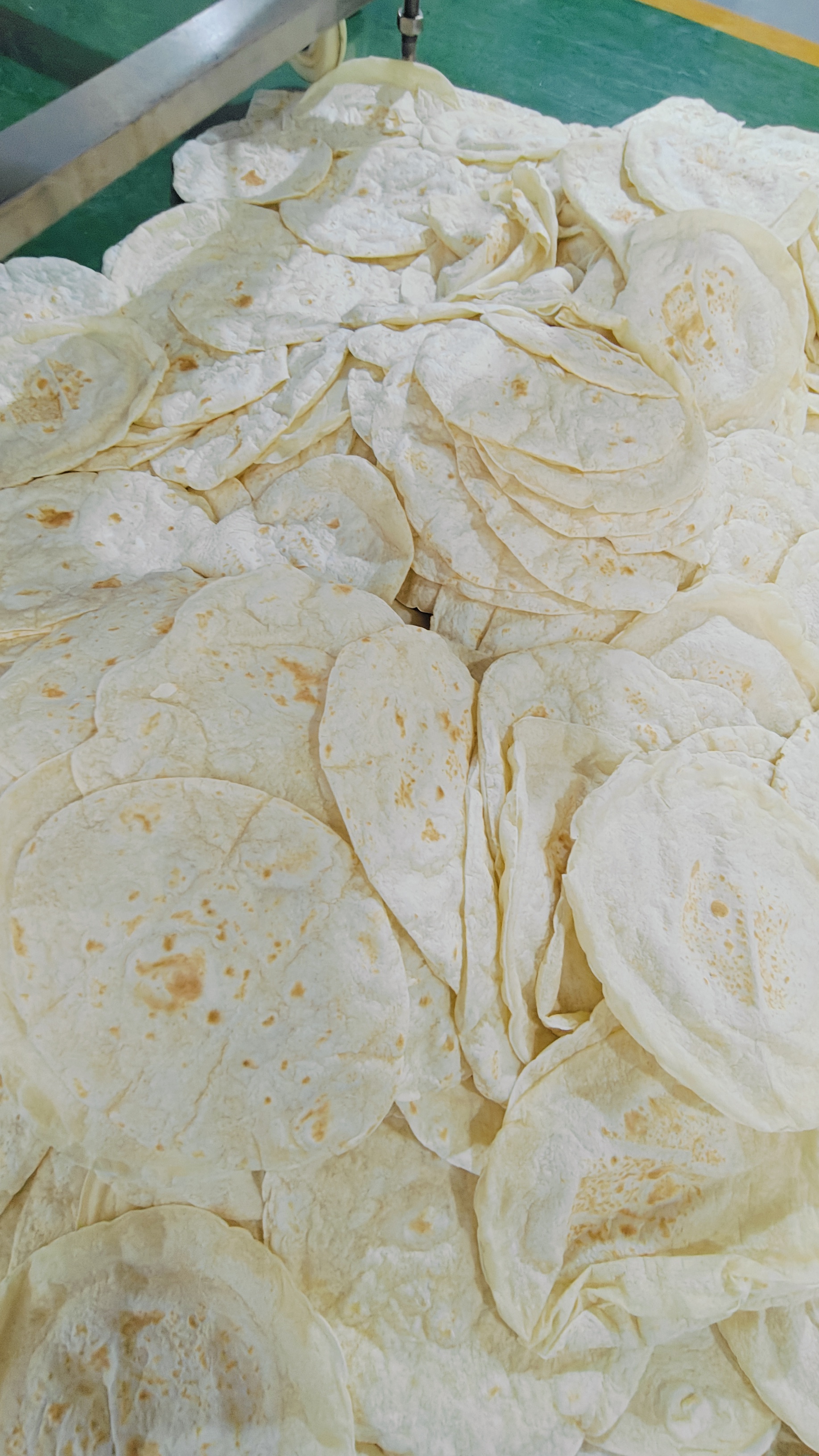 Sistema Avanzado de Horneado y Enfriamiento de Tortillas